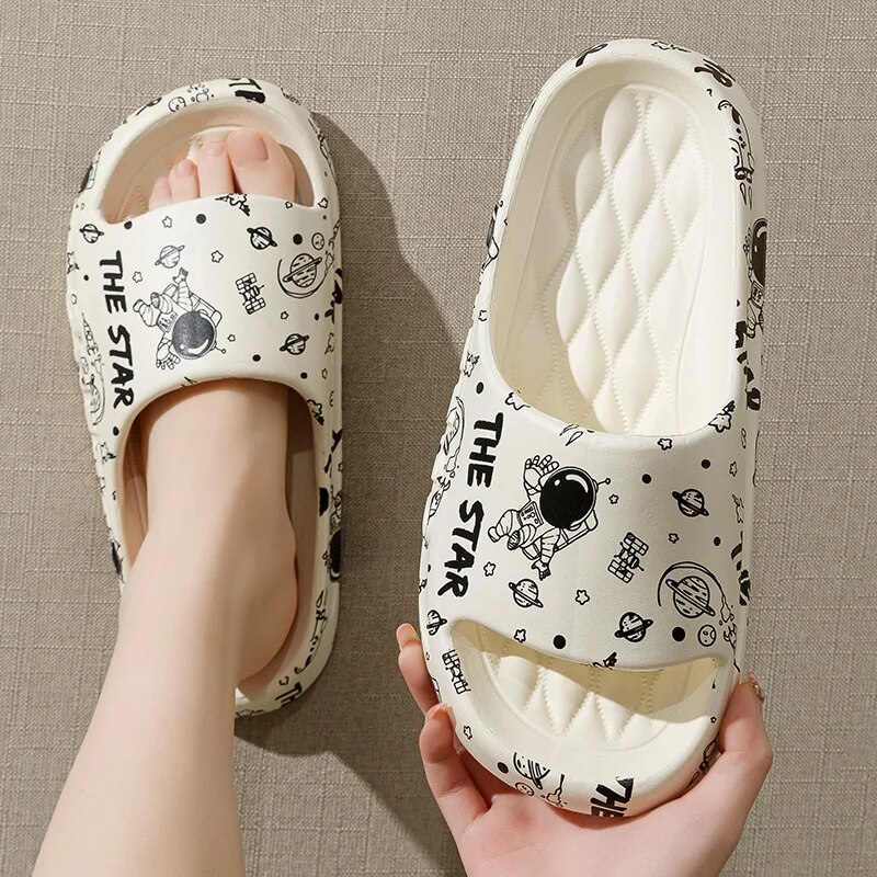 Queen Street Fashion - Cool Slippers For Men In Summer
